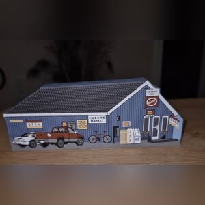 The Cat's Meow Wooden Shelf Sitter  2002  Huber's Market